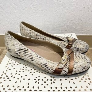 Munro Walking Wedge 9.5 Gold Brown Snake Print Metallic Slip on Shoes Buckle